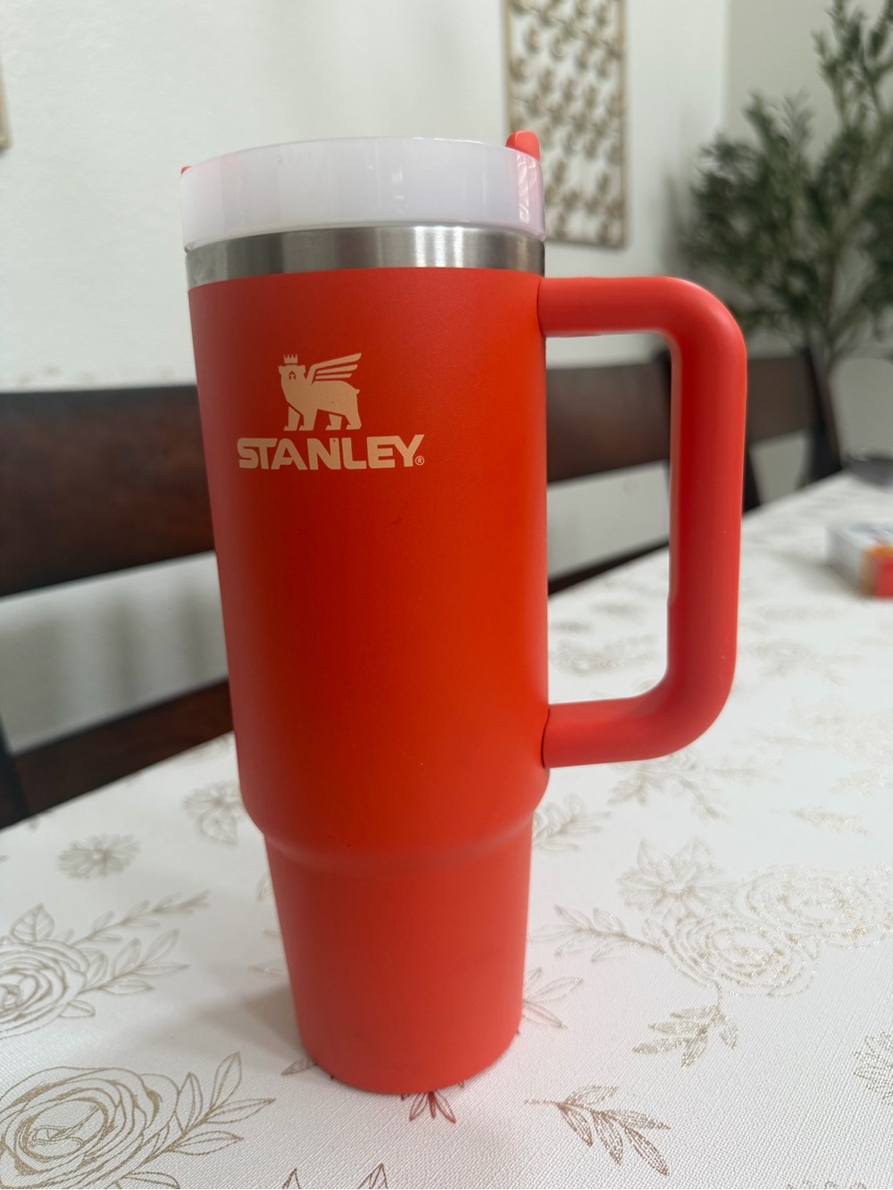Stanley Adventure Quencher H2.O FlowState Tumbler 30oz – Coral / Orange